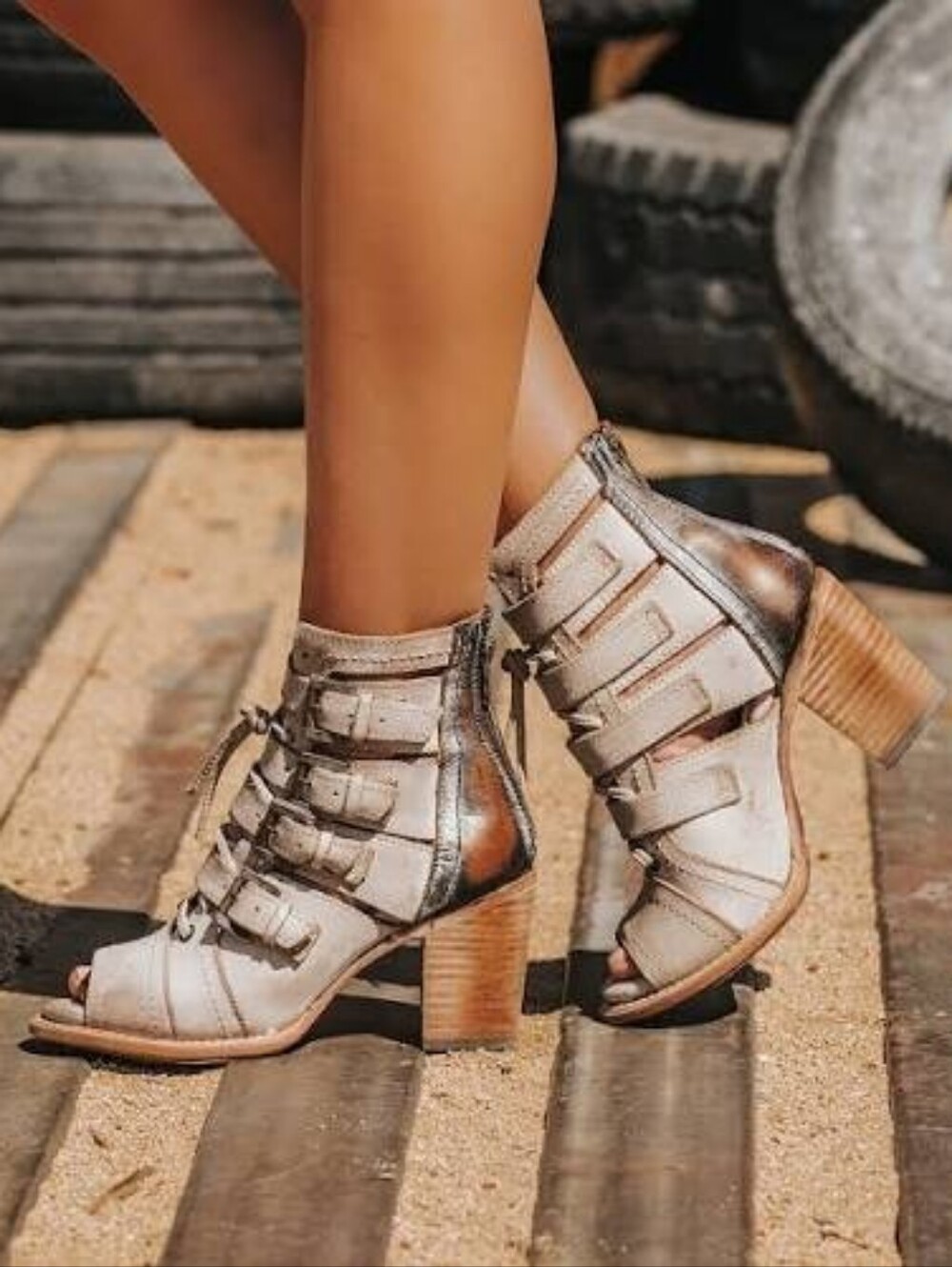 Freebird Braeden Ice Peeotoe Booties - 9